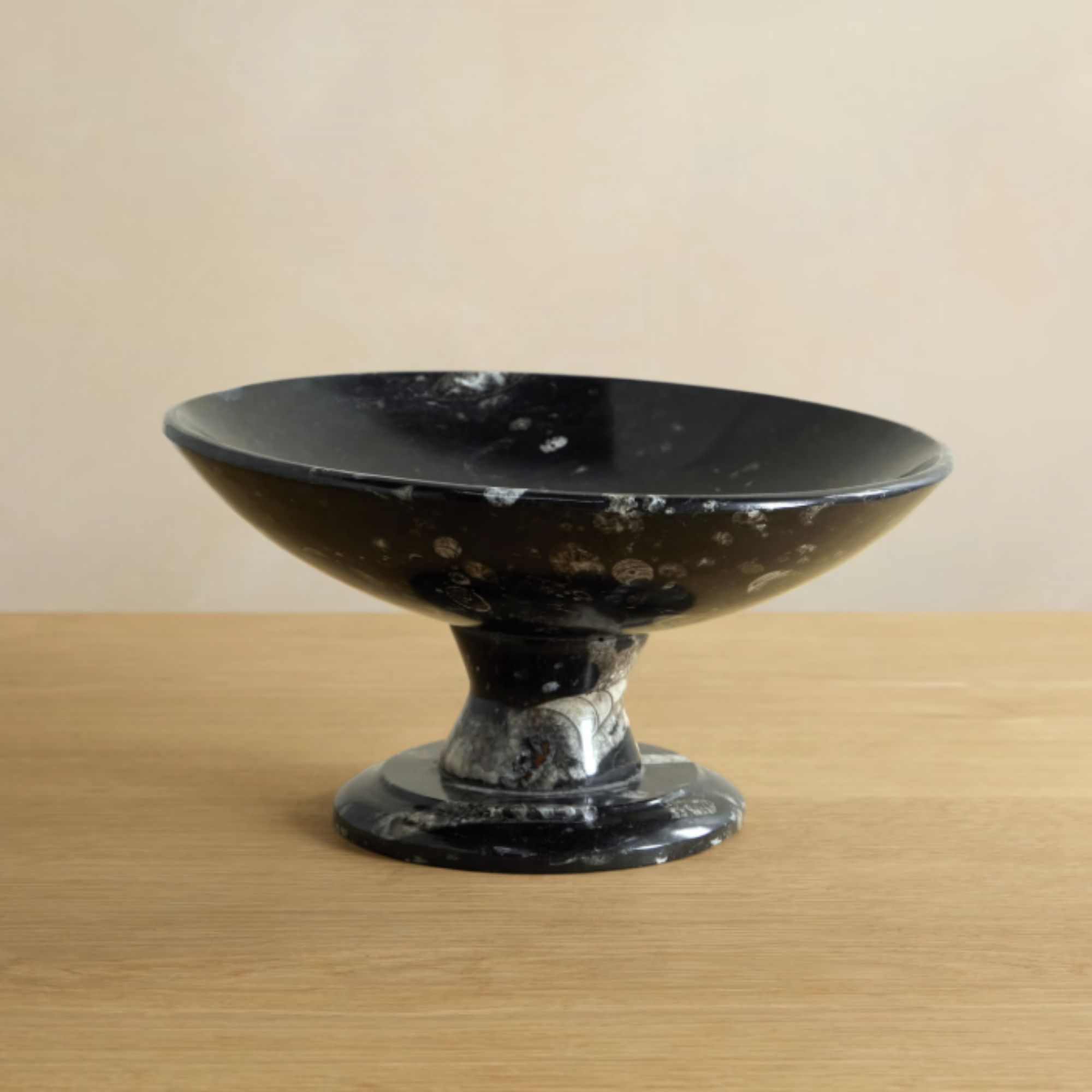 JIA JIA Onyx Fruit Bowl