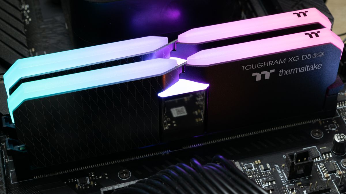 Thermaltake ToughRAM XG RGB DDR5-5600 C36 Review: Overpriced M-Die