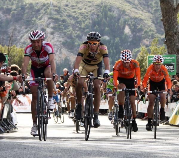 Angel Vicioso (Andalucia) won the sprint for 11th place
