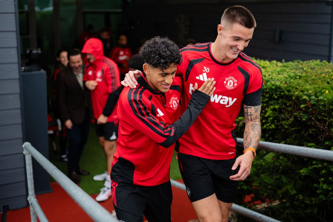 Manchester United dealt wonderkid transfer bombshell as star in the making asks to leave: report