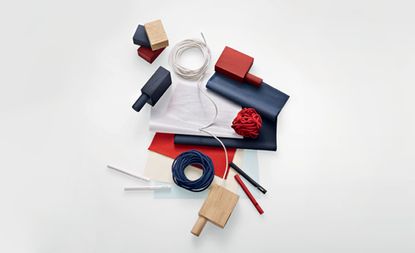 Self-assembly curtain-making kit