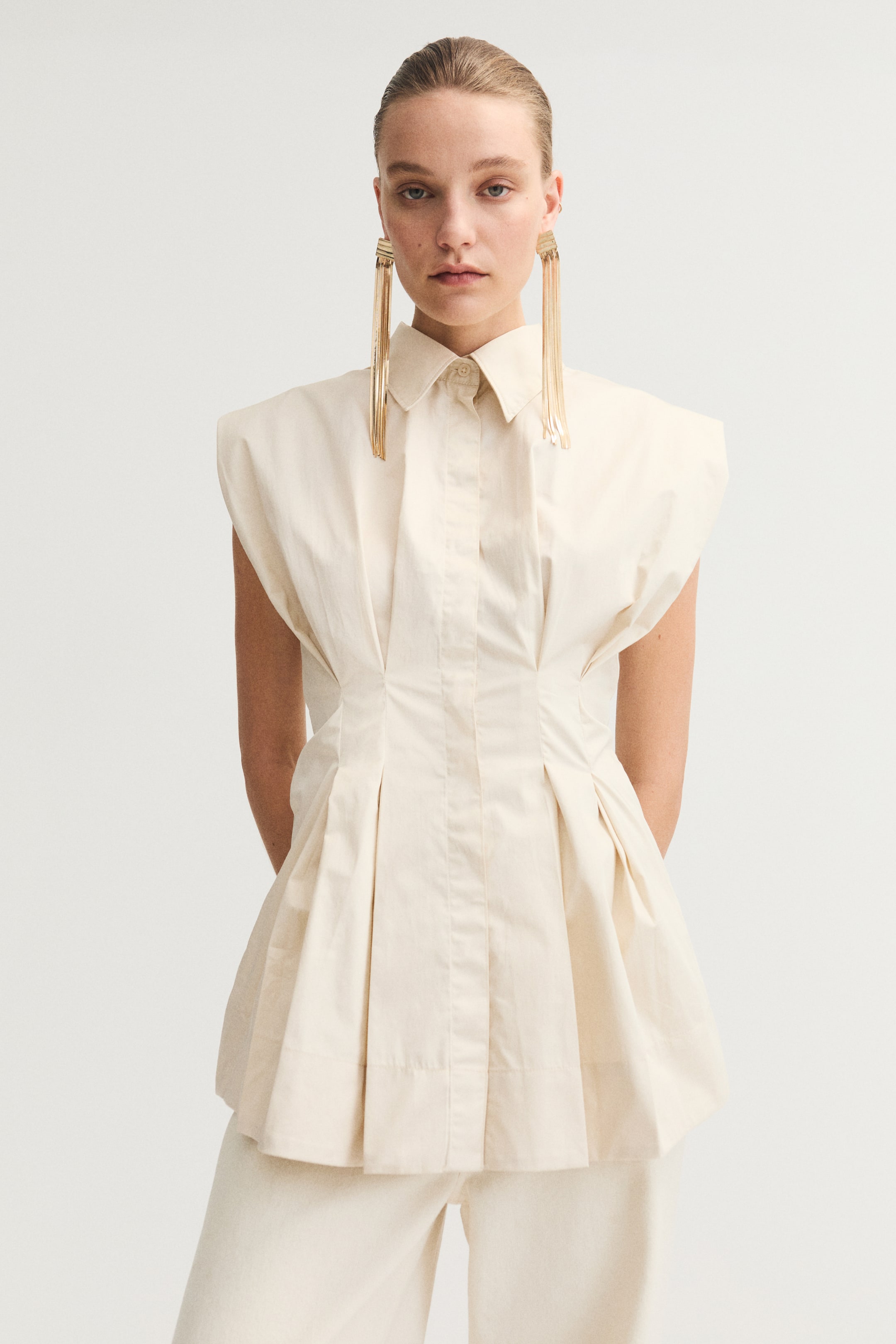 Waisted Poplin Shirt - Light Beige