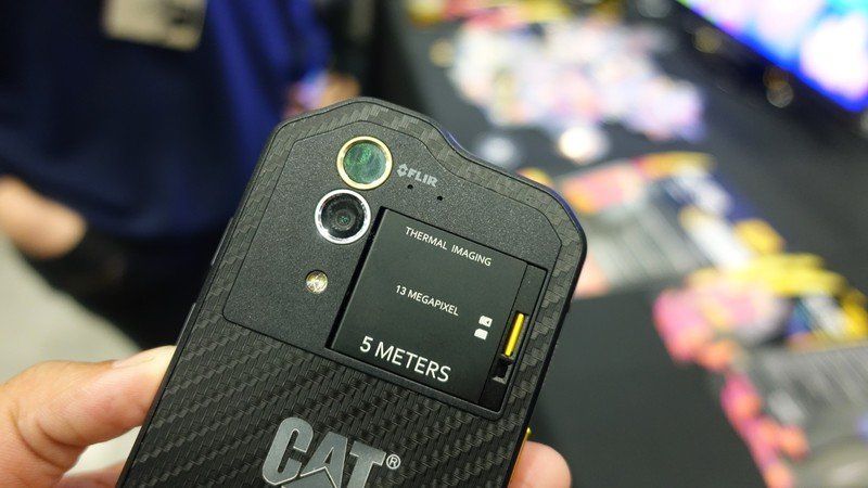 CAT S60