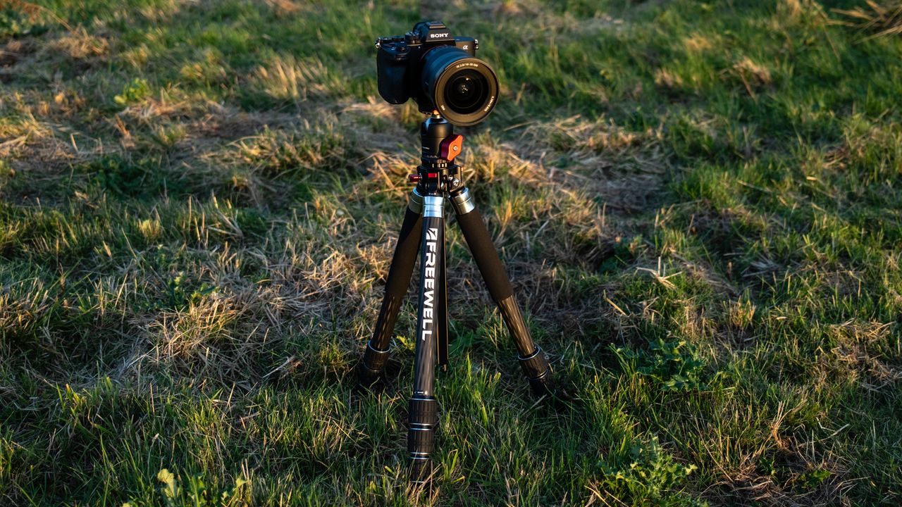 Freewell Real Multi Tripod 5-in-1 in a field