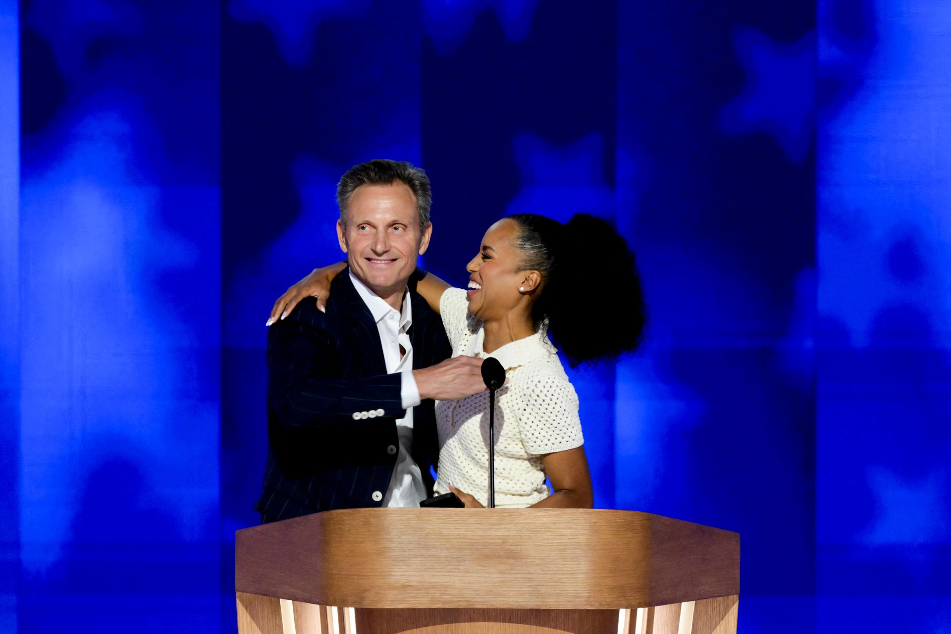 Kerry Washington Has 'Scandal' Reunion With CoStar Tony Goldwyn on the