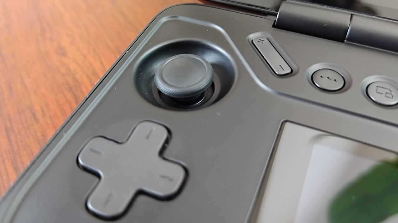 Close up of Ayaneo Flip DS D-pad and left thumbstick