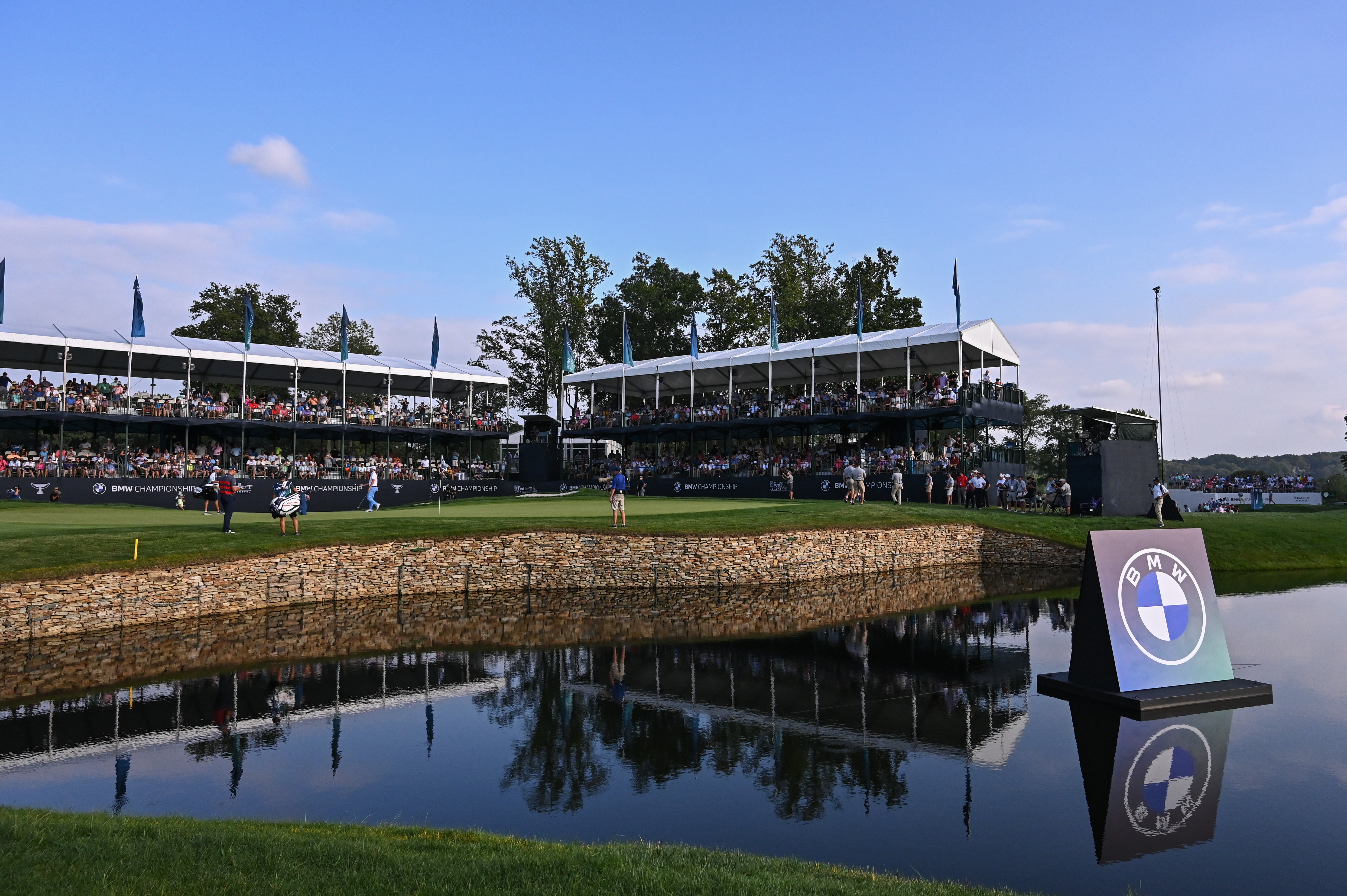 A general view of the 18th green at Caves Valley Golf Club during the final round of the 2021 BMW Championship