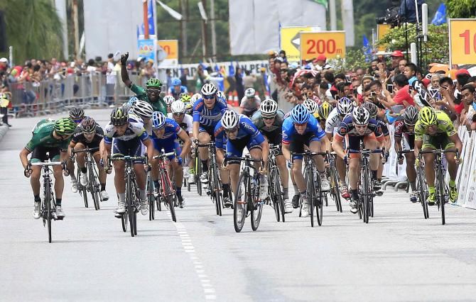 Bryan Coquard (Europcar) looks back to confirm his win while teammate Kevin Reza already knows the outcome