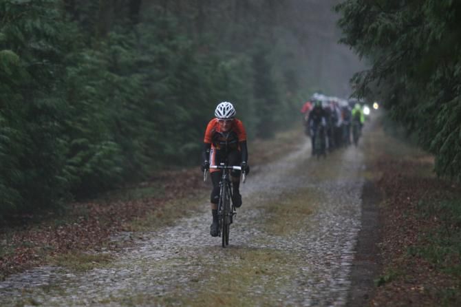 Elizabeth Armitstead (Boels-Dolmans Cycling Team) leading on the cobbes.