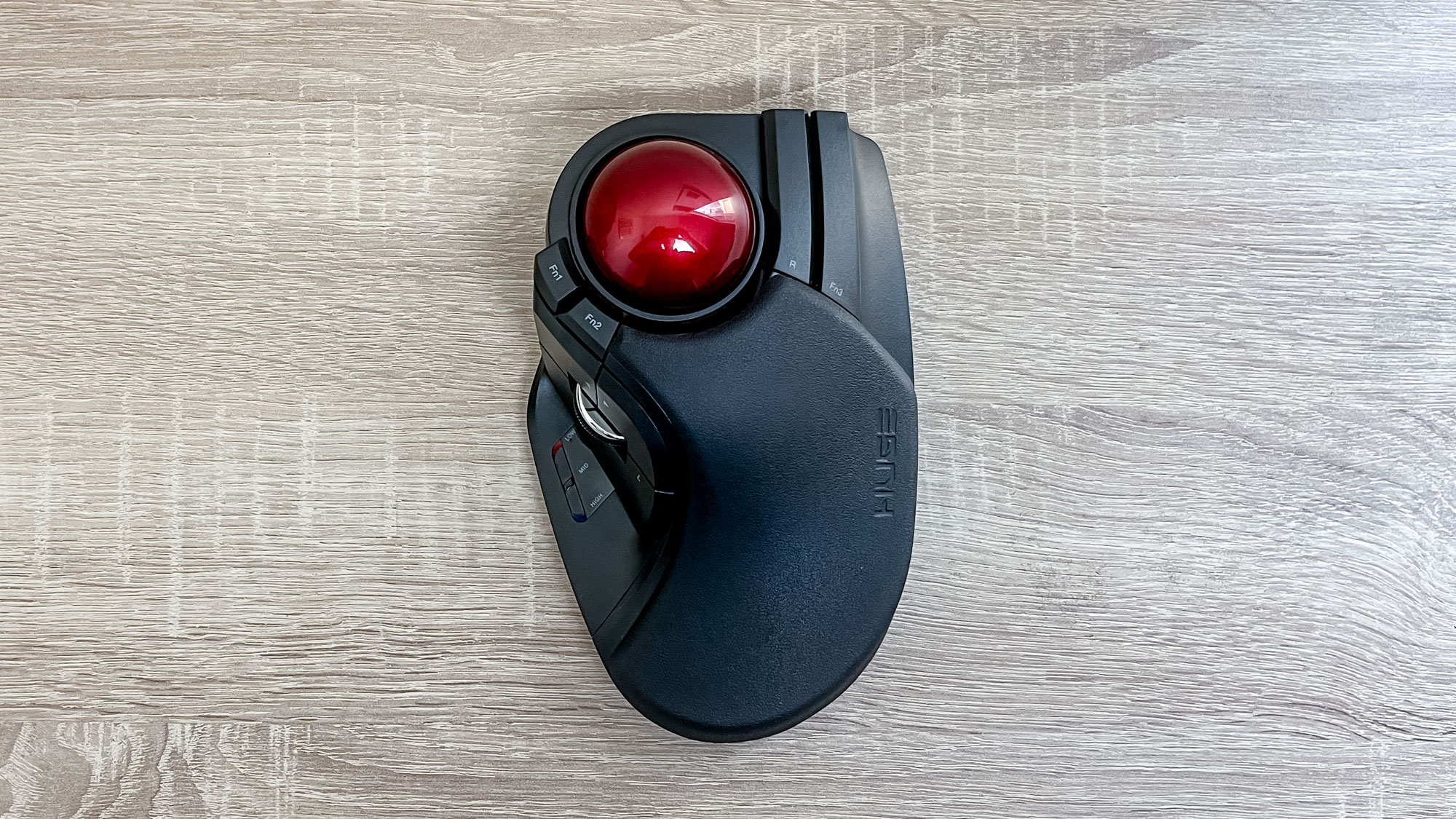 Elecom Huge Trackball Mouse in action on my desk
