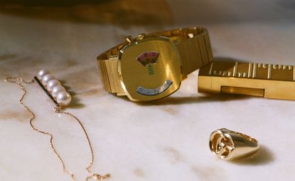 ‘Grip’ watch in yellow-gold PVD, with swiss quartz movement