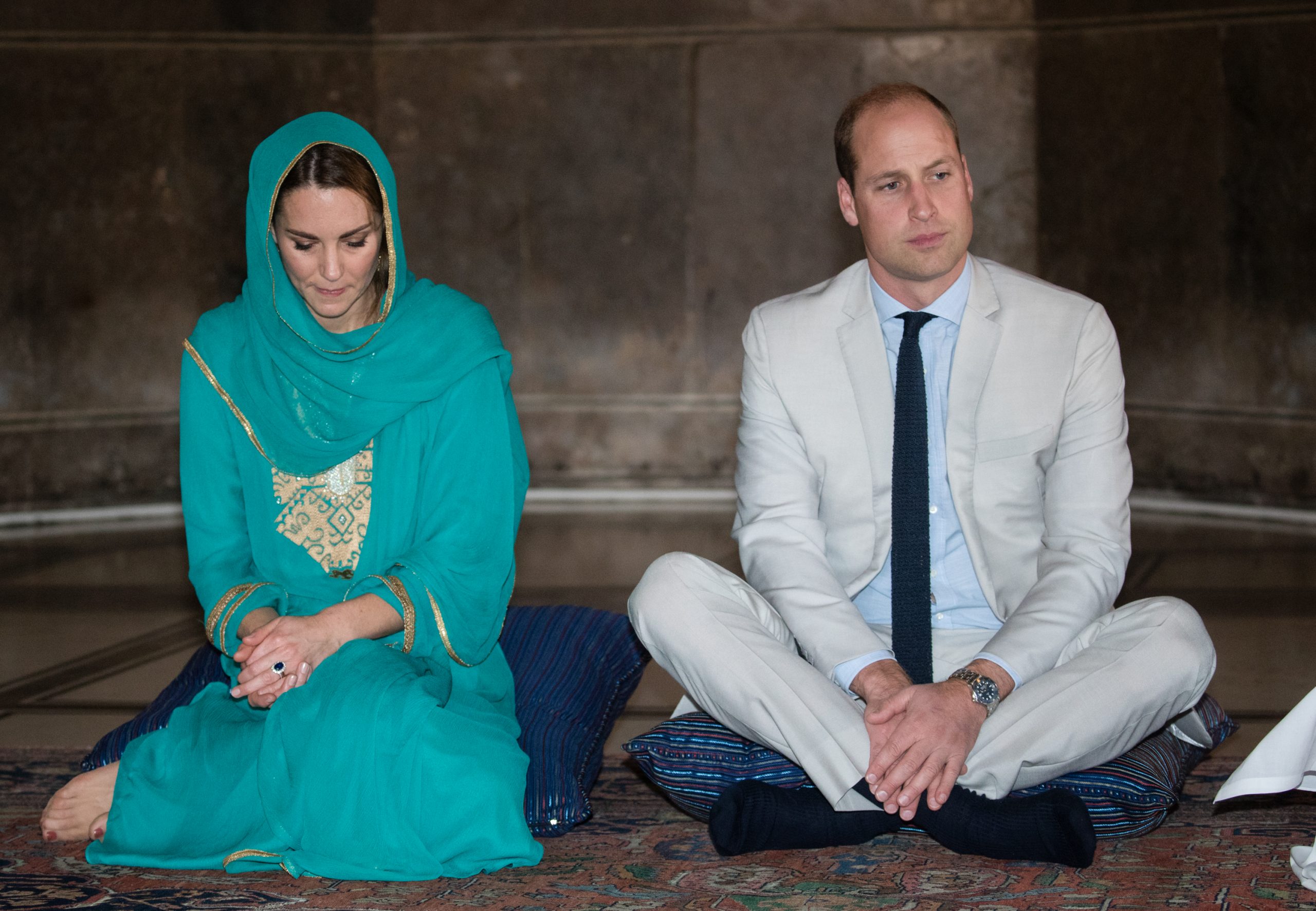 Prince William And Kate Middleton Issue Emotional Statement Following ...