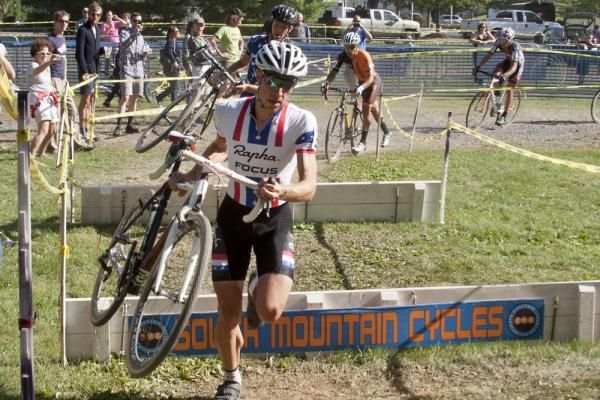 US 'cross champion Jeremy Powers (Rapha-Focus) en route to victory on the opening day of Nittany Lion Cross.