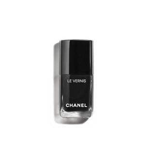 Chanel Le Vernis Longwear Nail Color in Le Diable En Chanel