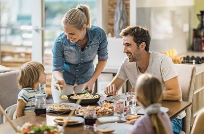 family mealtimes silent conversation