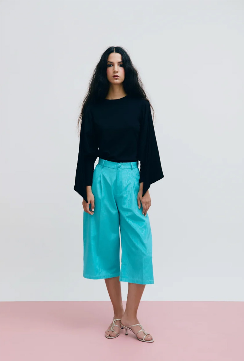 Puerta Negra, Capri Pants