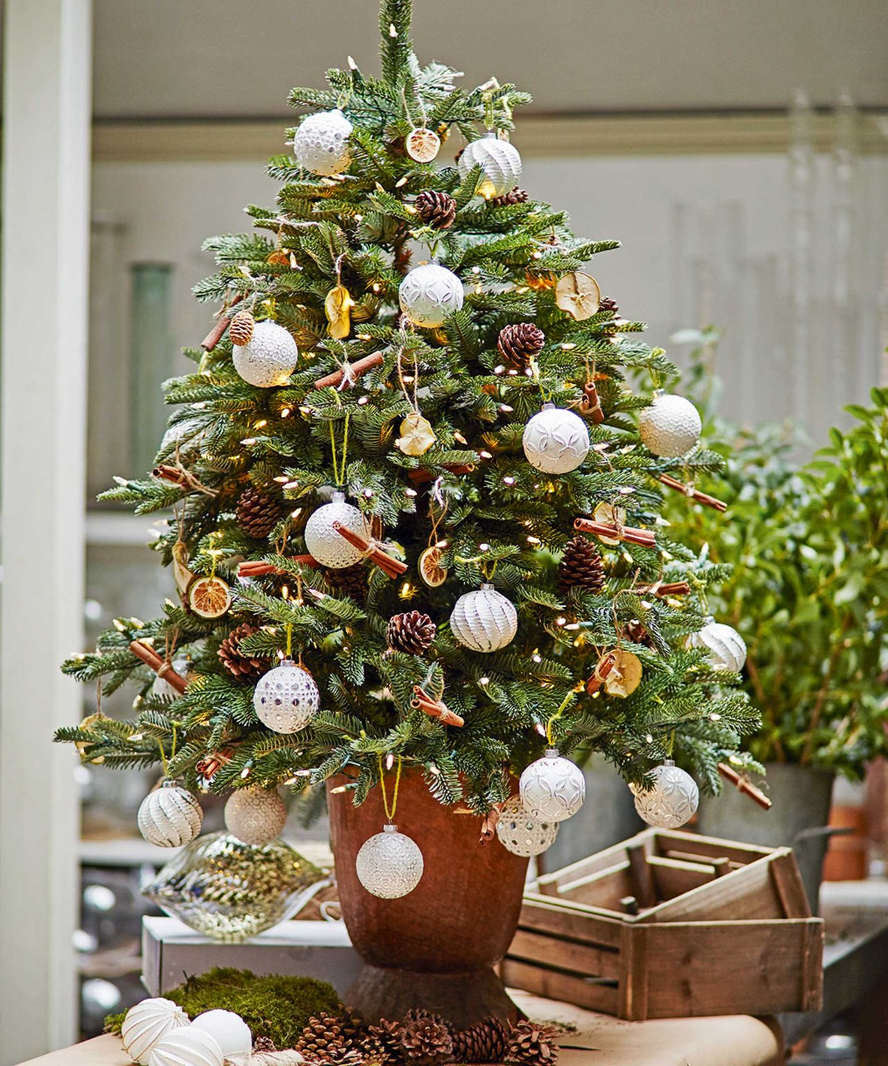 Christmas trends – 7 ways we're decorating and spending Christmas ...