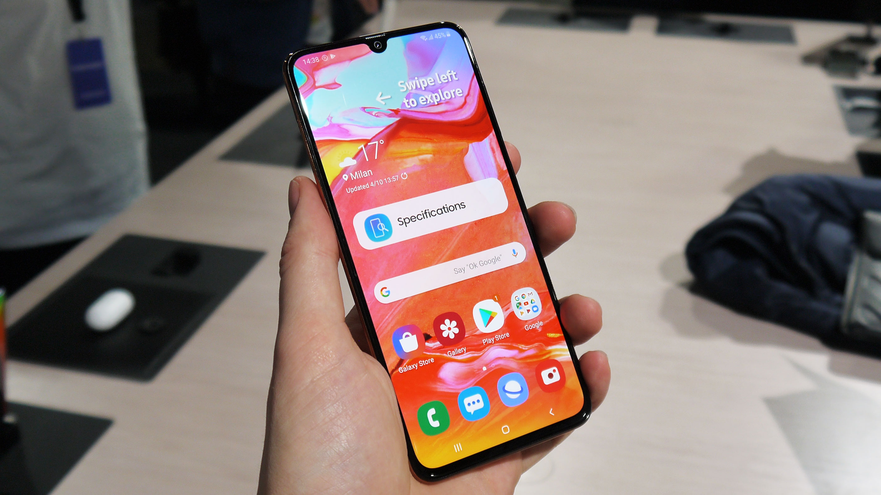 Galaxy A70 128GB black, 6.7 display