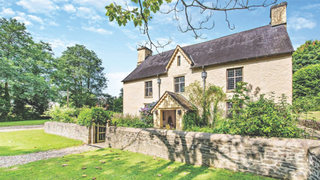 17th century gentry house with stone gate