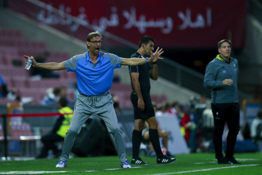 tony-adams-granada-1556670591-ZnGG-column-width-inline