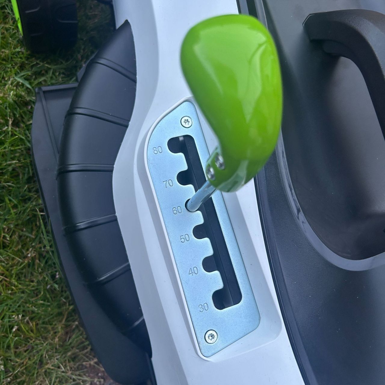 Gtech Cordless Lawnmower CLM50