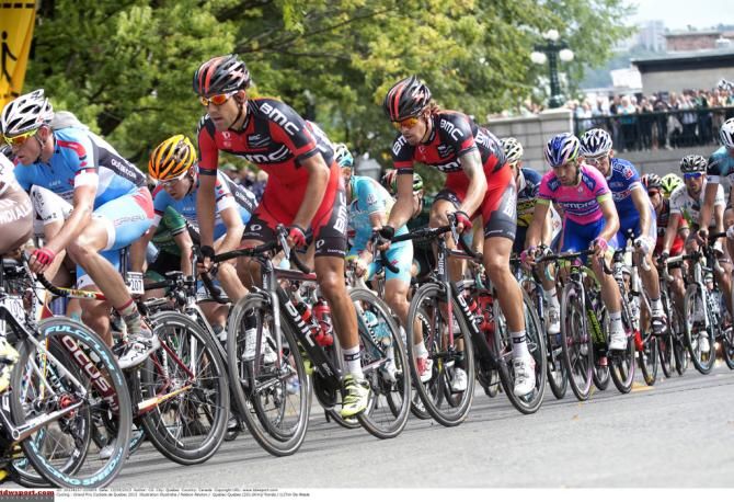 The peloton during one of the laps during the GP Quebec