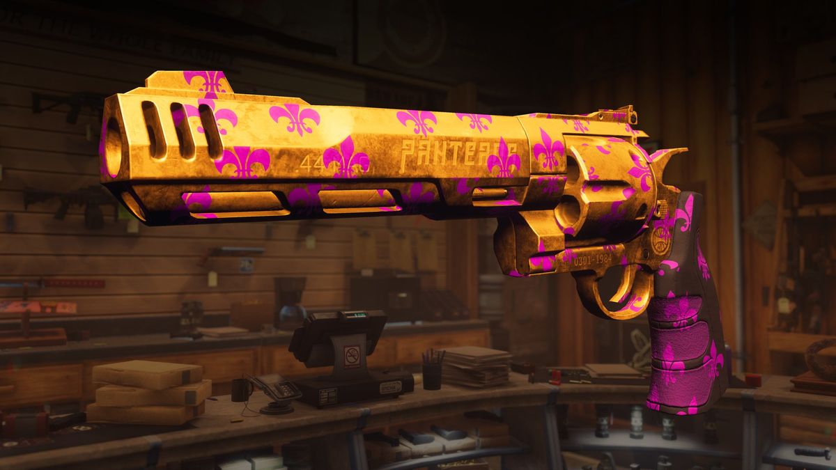 Image of Saints Row (2023) and weapon customization.