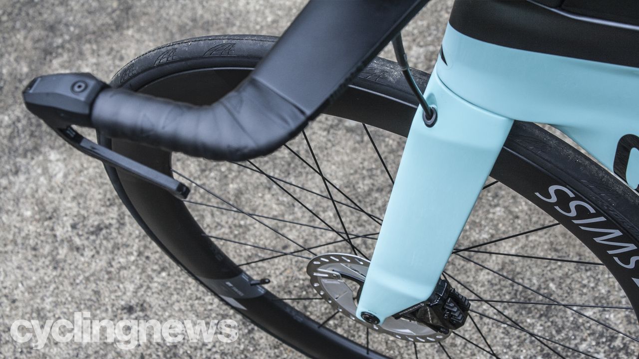 Canyon Speedmax CF 8 Disc Di2 TT bike