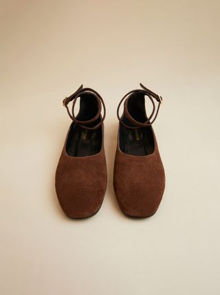 Manu Atelier – Manu Ballet Flats With Cross Over Ankle Strap Chocolate Suede