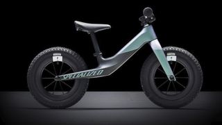 Specialized Hotwalk Carbon balance bike