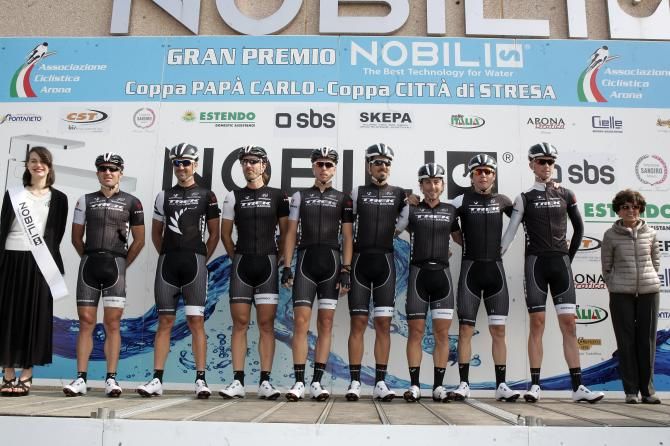 Trek get in a quick team photo before GP Nobili