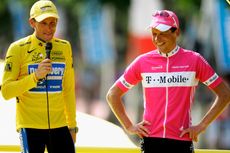 Lance Armstrong with Jan Ullrich on the on the 2005 Tour de France podium