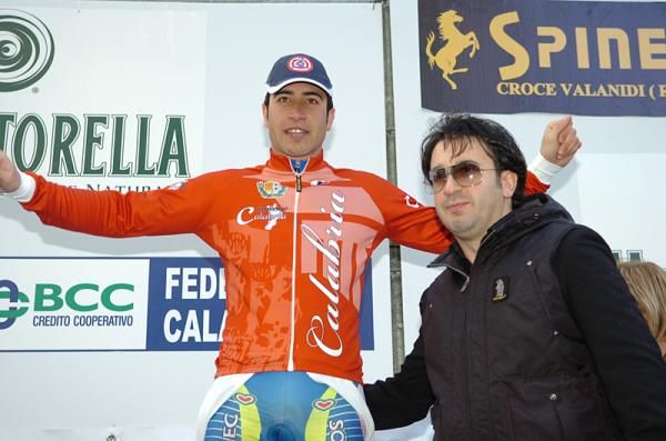 Domenico Agosta (CDC Cavaliere) leads the sprint classification.