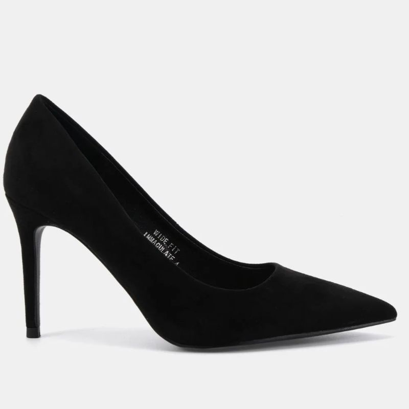 Novo, Immaculate Point Court Shoe