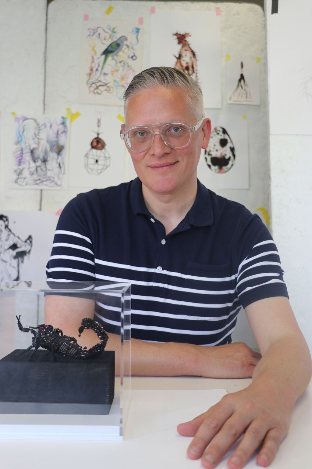 giles deacon net worth - Ilustrasi 2