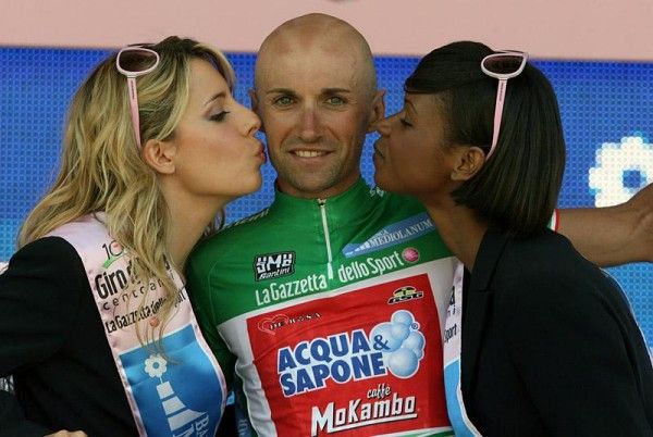 Stefano Garzelli won the day's only classified climb and added to his lead in the mountains classification.