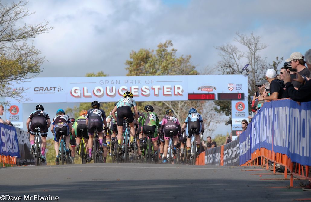 The Elite Women head out onto the course at Stage Fort Park on Day 2 of the Gran Prix of Gloucester