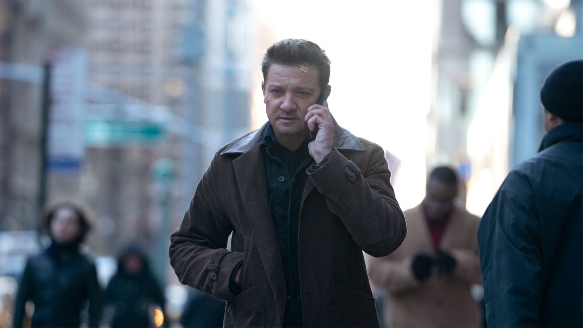 Jeremy Renner as Clint Barton in Hawkeye episode 4.