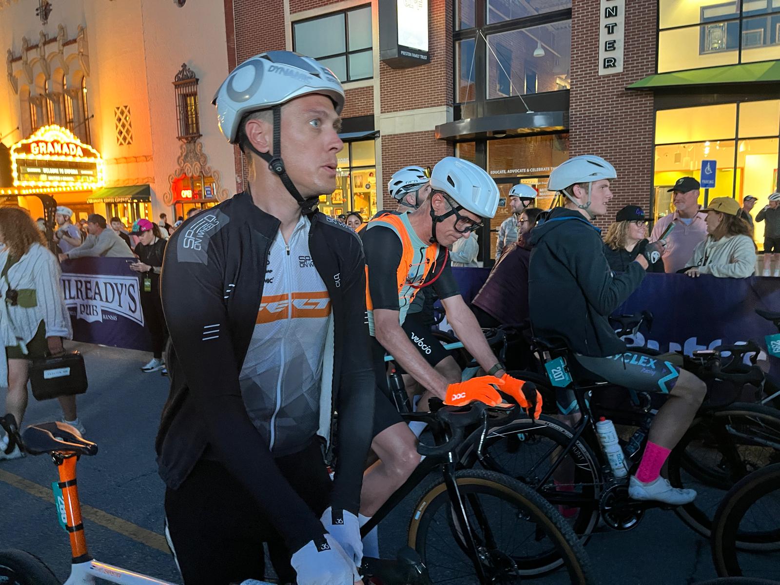 Niki Terpstra at the start of Unbound 200 2025