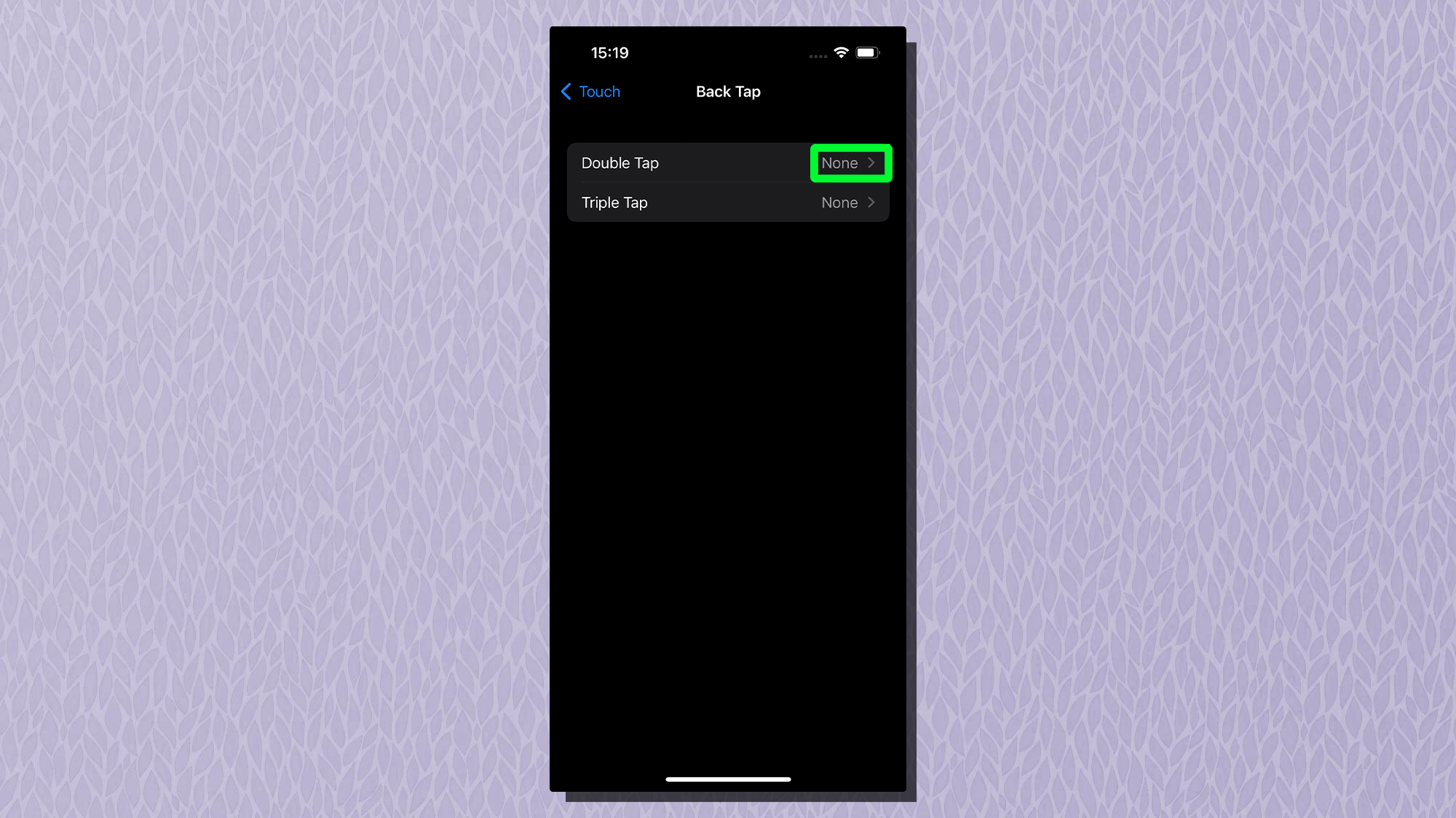 Uma captura de tela mostrando a opção Double Tap destacada no menu Back Tap em um iPhone