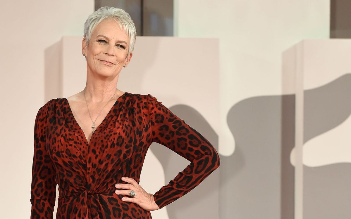 See how Jamie Lee Curtis uses trees for privacy in her yard