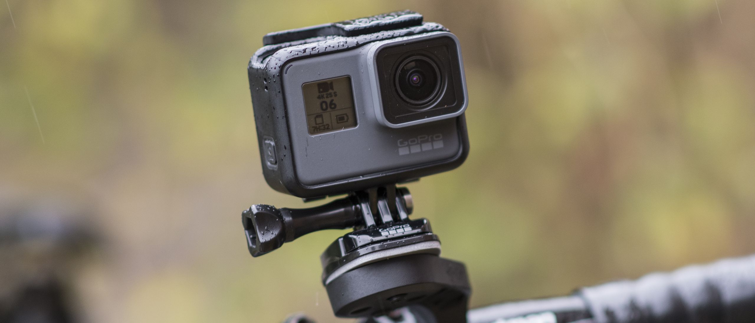 ビデオカメラ GoPro - Go Pro HERO6 Black Amazon.com : GoPro HERO6 Black 4K Action Camera (Renewed
