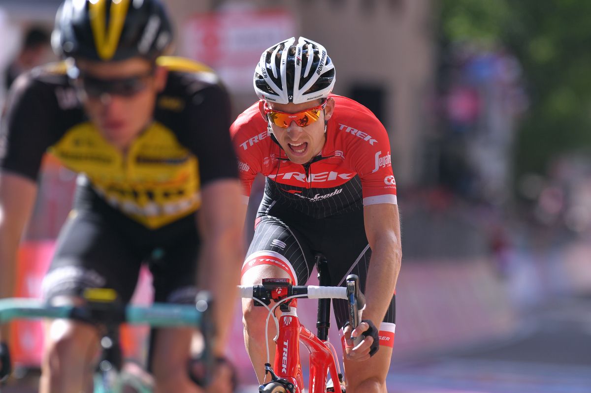 Bauke Mollema (Trek-Segafredo) finishing just behind Dutch compatriot Steven Kruijswijk