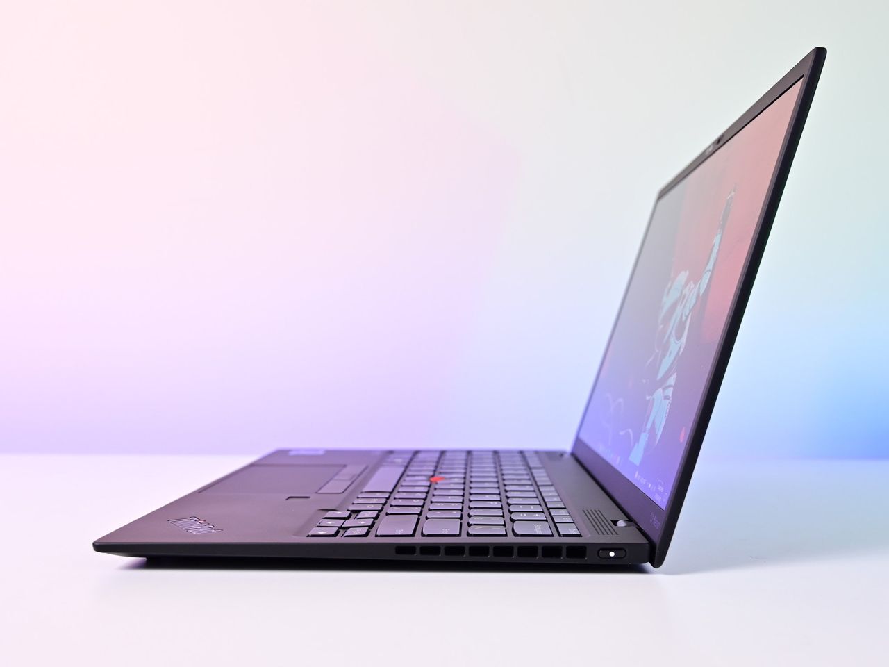 Lenovo Thinkpad X1 Nano Side