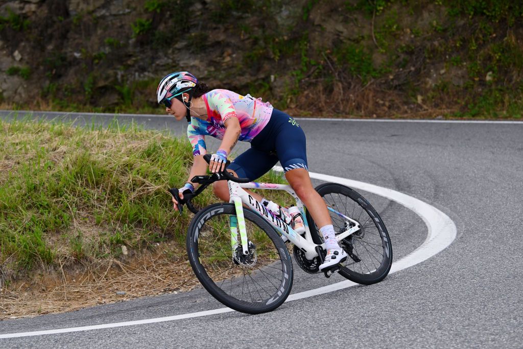 CERES ITALY JULY 04 Antonia Niedermaier of Germany and Team CanyonSRAM Racing competes during the 34th Giro dItalia Donne 2023 Stage 5 a 1056km stage from Salassa to Ceres UCIWWT on July 04 2023 in Ceres Italy Photo by Dario BelingheriGetty Images