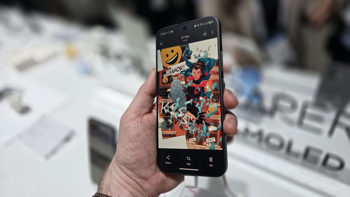 As a comic book fan, TCL showed me my dream smartphone at MWC 2026