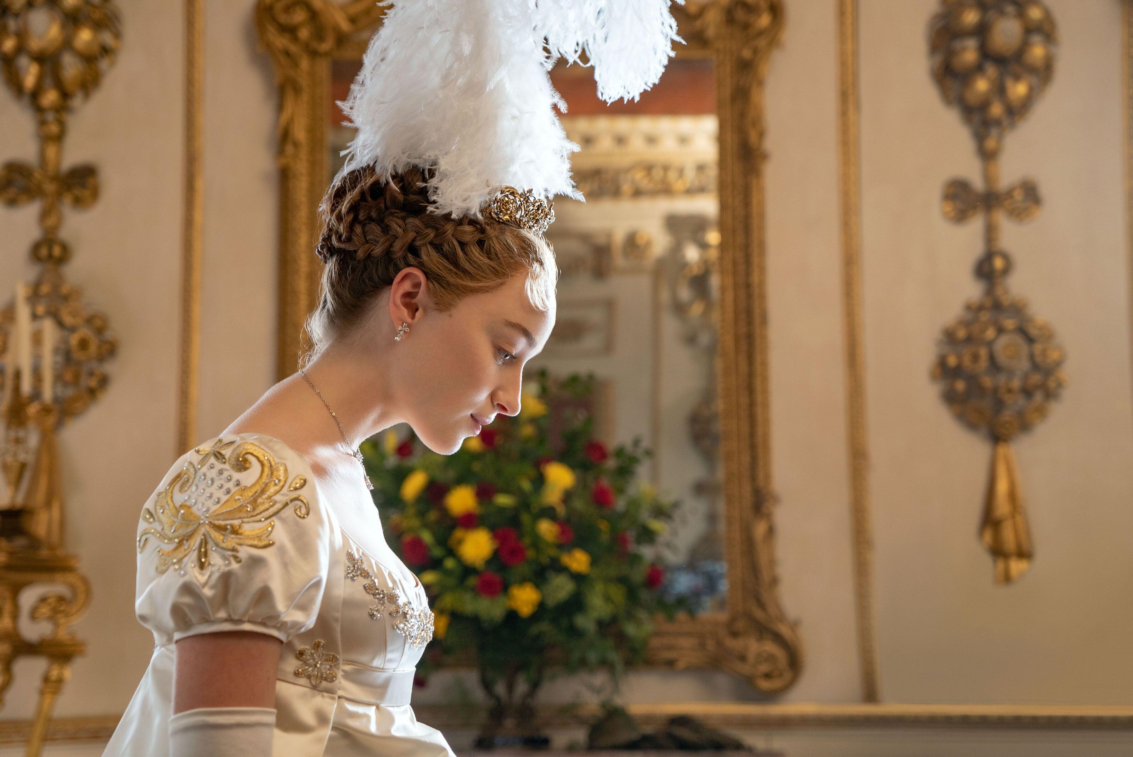 Phoebe Dynevor as Daphne in Bridgerton