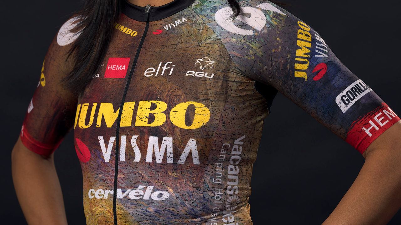 Jumbo-Visma&#039;s 2022 TdF jersey is inspired by Dutch Masters