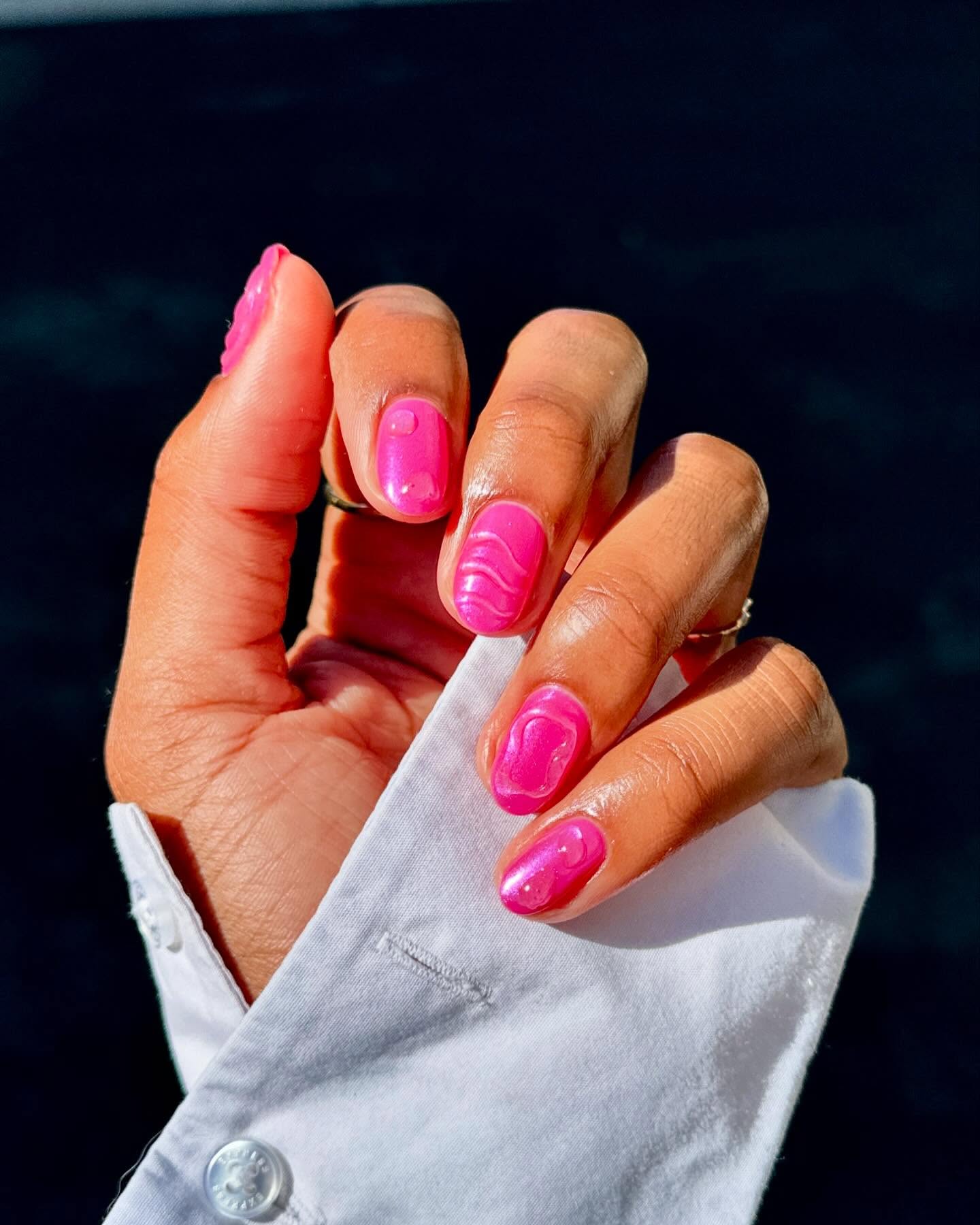@lolo.nailedit pink nail design with 3D detail