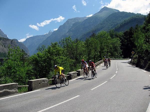 Descending the Col de Lautaret.